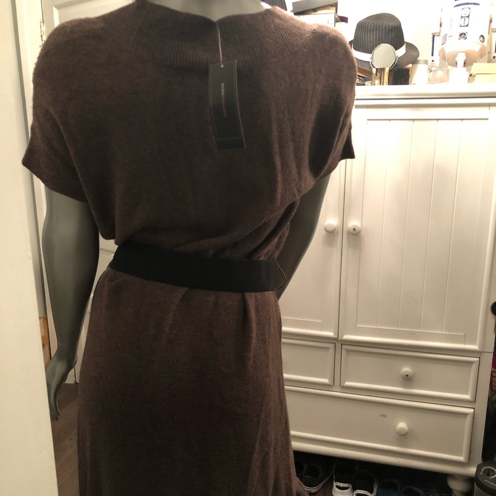 NWT! OVERSIZED RUFFLE WOOL SWEATER
DRESS - Picture 5 of 13